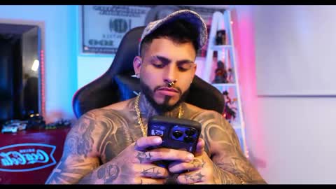 Snapshot of logan_hugh8 chatting on March 2, 2025, 9:31 am logan_hugh8 online show from March 2, 2025, 9:31 am