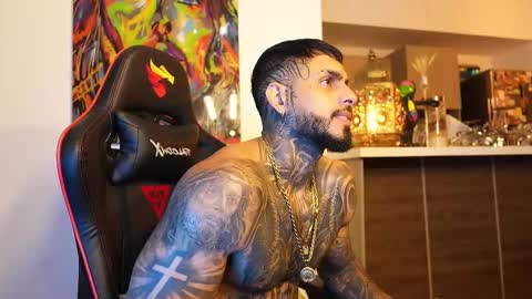 Snapshot of logan_hugh8 chatting on September 28, 2025, 2:06 am logan_hugh8 online show from September 28, 2025, 2:06 am