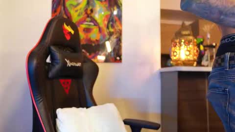 Snapshot of logan_hugh8 chatting on October 2, 2025, 1:34 am logan_hugh8 online show from October 2, 2025, 1:34 am