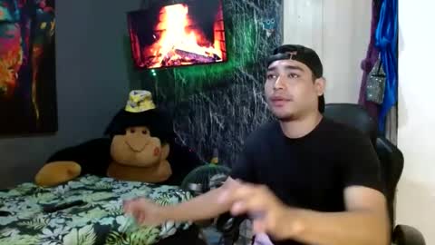 Snapshot of logan_millerxxx chatting on January 10, 2025, 1:53 am logan_millerxxx online show from January 10, 2025, 1:53 am