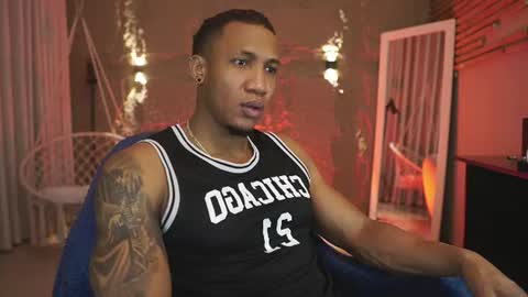 logan_varela online show from July 23, 2026, 11:52 am