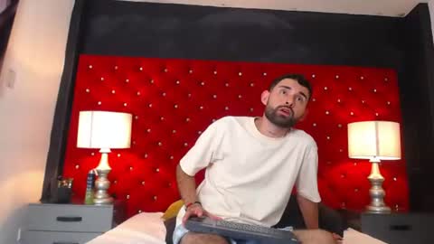 loganfoxx_ online show from June 29, 2026, 9:26 pm