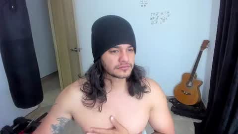 Snapshot of loganhot22 chatting on June 18, 2026, 5:41 am Logan online show from June 18, 2026, 5:41 am