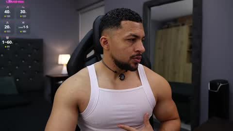 Snapshot of loganmartinx chatting on June 8, 2026, 10:10 pm loganmartinx online show from June 8, 2026, 10:10 pm