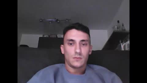 Snapshot of logann1103 chatting on December 3, 2025, 1:42 pm logann1103 online show from December 3, 2025, 1:42 pm