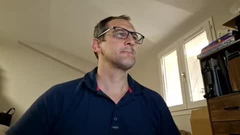 loic31 online show from July 10, 2026, 9:01 am