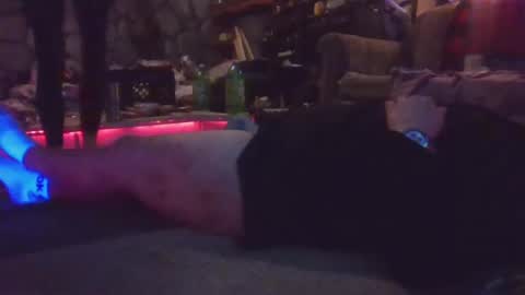 Snapshot of loki180 chatting on November 10, 2025, 12:37 pm Sean online show from November 10, 2025, 12:37 pm