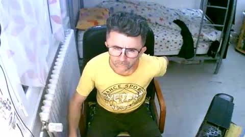 lokoum39 online show from January 18, 2026, 7:06 pm