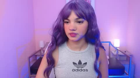              online show from November 18, 2025, 1:15 pm