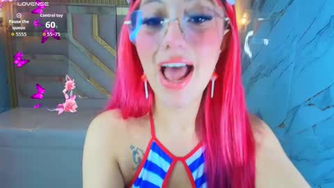 Lola online show from November 11, 2025, 7:47 pm