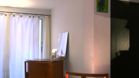 Snapshot of lola_cocks chatting on April 20, 2026, 7:37 pm mara online show from April 20, 2026, 7:37 pm