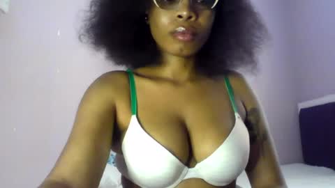 Lola Coco online show from July 21, 2026, 11:23 am