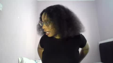 Lola Coco online show from July 24, 2026, 10:57 am