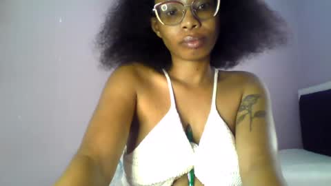 Lola Coco online show from July 28, 2026, 12:48 pm