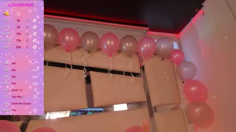 lola_js online show from October 10, 2025, 9:14 pm