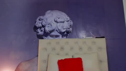 lola red online show from January 28, 2025, 5:14 pm