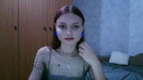 lola_sweetglow online show from July 26, 2026, 6:04 pm