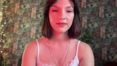 Snapshot of lola_sweetshine chatting on July 24, 2026, 2:26 pm lola_sweetshine online show from July 24, 2026, 2:26 pm
