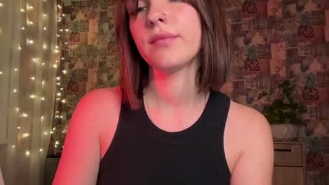 Snapshot of lola_sweetshine chatting on July 27, 2026, 5:20 pm lola_sweetshine online show from July 27, 2026, 5:20 pm