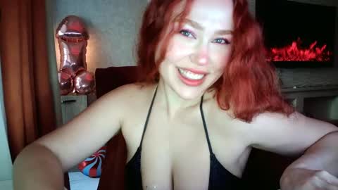 LolaaMint  online show from June 5, 2026, 1:28 pm