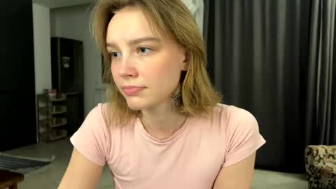 Snapshot of lolaatatee chatting on May 21, 2026, 8:27 pm lolaatatee online show from May 21, 2026, 8:27 pm