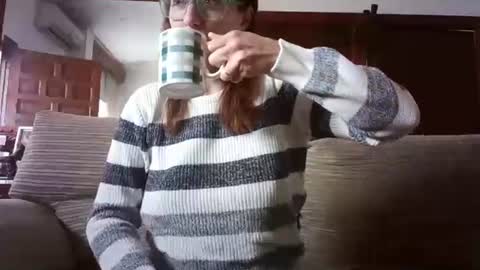 LOLA HUESO y ERIC online show from February 25, 2025, 9:20 am