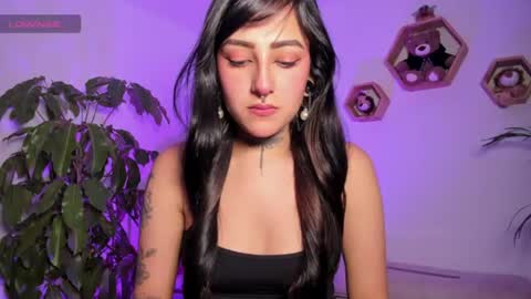Lola online show from July 18, 2026, 8:34 pm