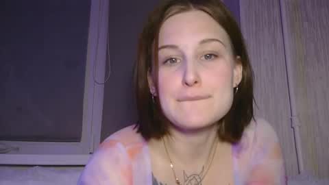 Snapshot of lolalibellule chatting on December 2, 2025, 3:34 am Lola online show from December 2, 2025, 3:34 am