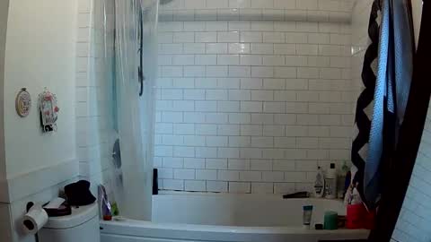 Lola Lixx online show from March 17, 2026, 8:01 pm