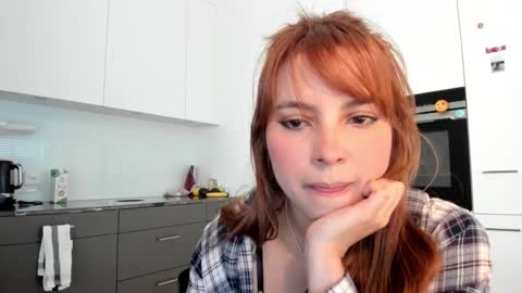 Lola doll online show from March 25, 2026, 1:50 pm