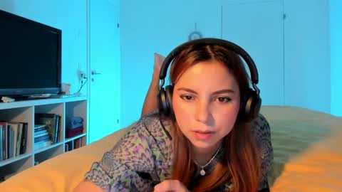 Snapshot of lolaverse chatting on May 28, 2026, 1:30 pm Lola doll online show from May 28, 2026, 1:30 pm