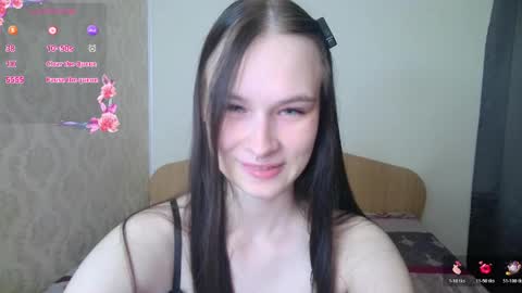 Snapshot of lolavibe6 chatting on May 24, 2026, 7:41 pm Lola online show from May 24, 2026, 7:41 pm
