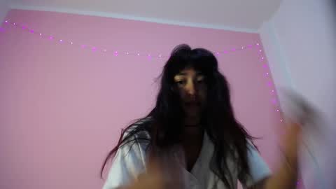 Snapshot of lolitabitchhorney_ chatting on February 16, 2025, 4:31 am Lolita online show from February 16, 2025, 4:31 am