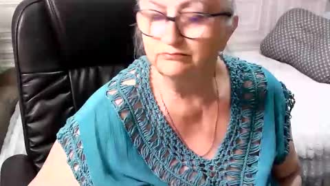 LolkaAlyss online show from April 27, 2026, 9:35 pm