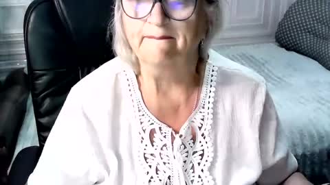 LolkaAlyss online show from July 13, 2026, 10:45 pm