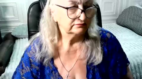 LolkaAlyss online show from July 18, 2026, 8:40 am