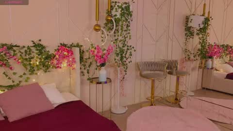 Snapshot of lolly_neal chatting on September 21, 2025, 4:58 am Lolly online show from September 21, 2025, 4:58 am