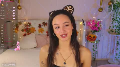 Snapshot of lolly_neal chatting on October 28, 2025, 5:11 am Lolly online show from October 28, 2025, 5:11 am