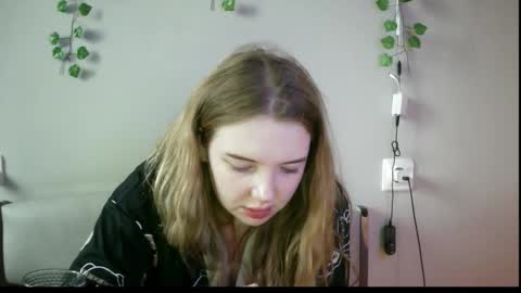 Lilly online show from December 17, 2024, 5:29 am