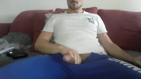 Snapshot of lolo3064 chatting on February 2, 2025, 10:02 am lolo3064 online show from February 2, 2025, 10:02 am