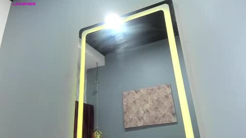 Loly online show from March 5, 2025, 11:49 am