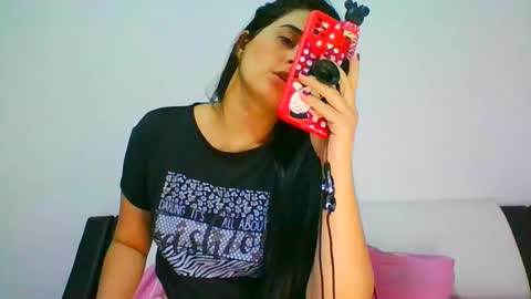 Snapshot of lomaslindosoyyo chatting on February 9, 2025, 1:22 am estehfania online show from February 9, 2025, 1:22 am