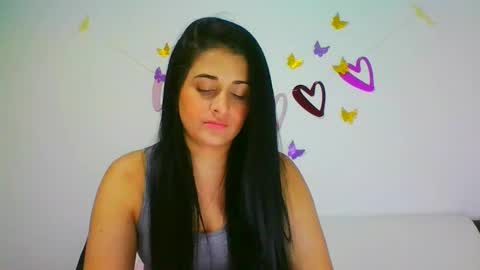 Snapshot of lomaslindosoyyo chatting on February 17, 2025, 11:31 pm estehfania online show from February 17, 2025, 11:31 pm
