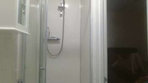 londonerg online show from September 29, 2025, 11:37 am