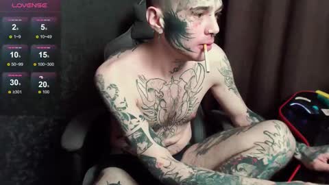 Snapshot of lone1ycrystal chatting on October 13, 2025, 9:15 pm Chris online show from October 13, 2025, 9:15 pm