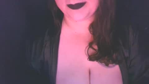 Snapshot of lonelyhousewifemilf chatting on May 22, 2026, 10:32 am lonelymilfy online show from May 22, 2026, 10:32 am
