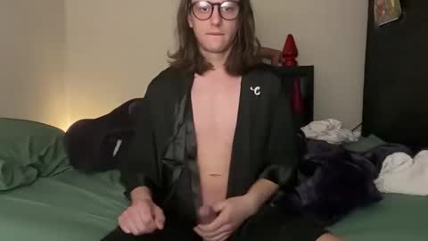 Snapshot of longdickelijah chatting on May 5, 2026, 7:27 am longdickelijah online show from May 5, 2026, 7:27 am