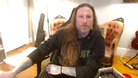 Snapshot of longhair021 chatting on November 7, 2025, 2:55 am longhair online show from November 7, 2025, 2:55 am