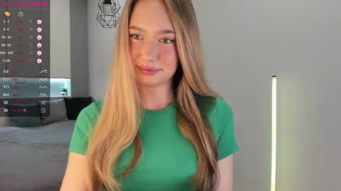 Snapshot of longoriaeva chatting on May 27, 2026, 4:15 pm Eva online show from May 27, 2026, 4:15 pm