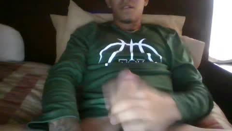 Snapshot of longstrokes775 chatting on September 24, 2025, 8:45 pm longstrokes775 online show from September 24, 2025, 8:45 pm